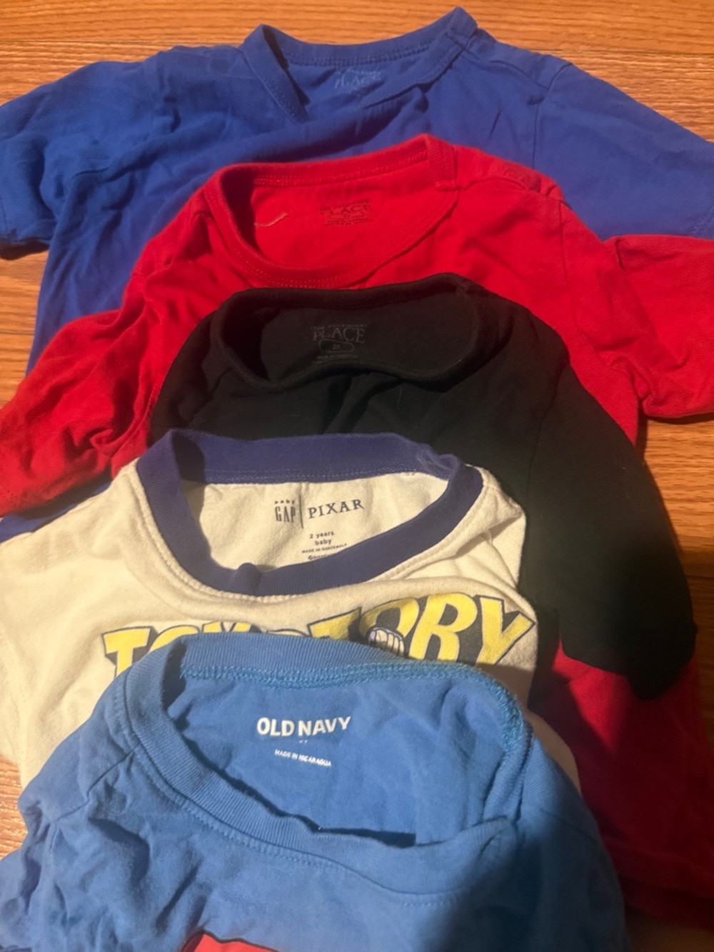 Toddler Boys Set of 9 Short Sleeve Shirts -2T - Picture 2 of 3